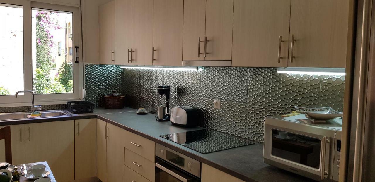 Spacious Apartment In The Historical Center Of Athen Eksteriør bilde