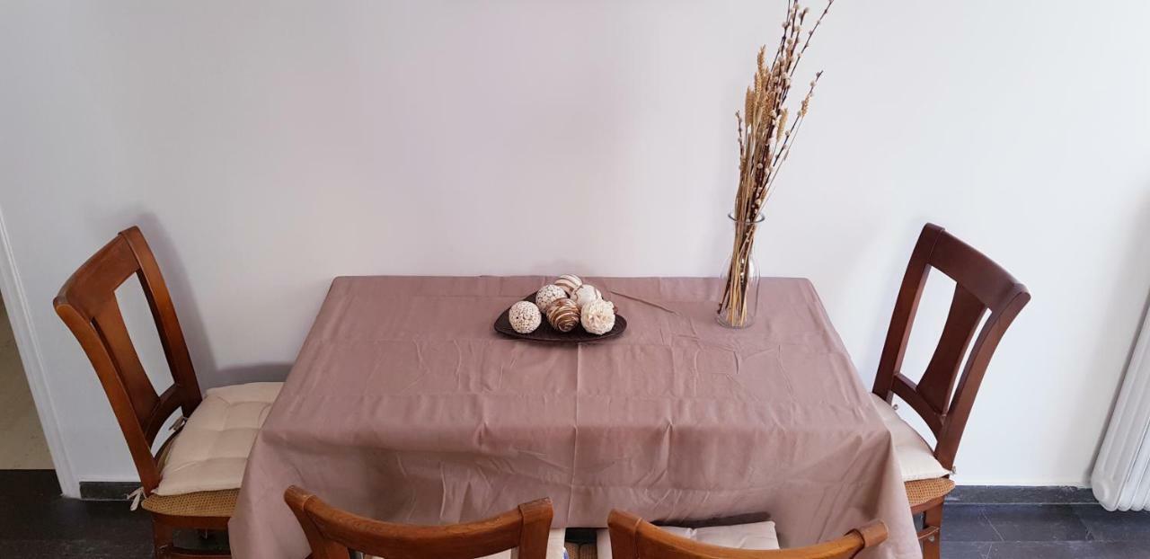 Spacious Apartment In The Historical Center Of Athen Eksteriør bilde
