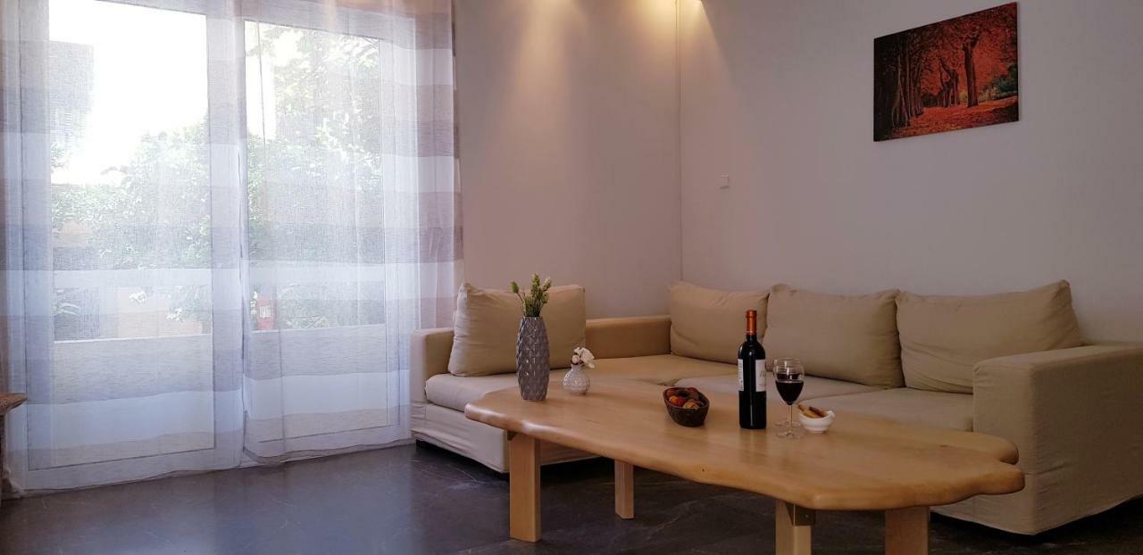Spacious Apartment In The Historical Center Of Athen Eksteriør bilde